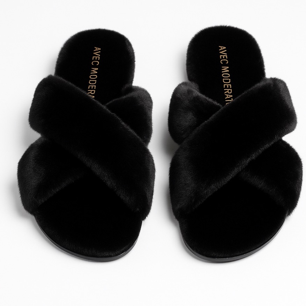 Avec Modération St. Moritz Black faux Fur slippers Sandals slides EU38 US‎ 7.5/8